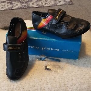 NIB Womens Italian Cycling Shoes